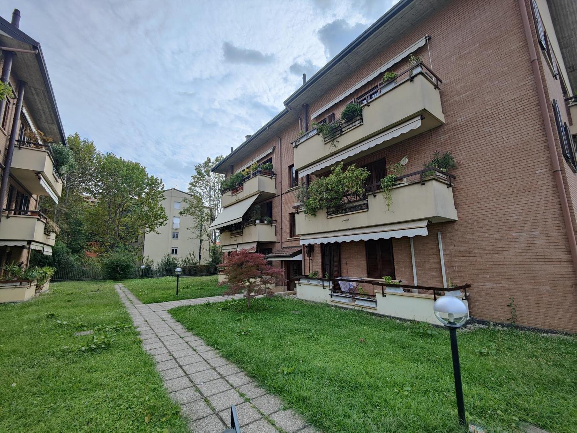 Ketty House B&B - Policlinico Di Monza, U-Power Stadium Exterior photo